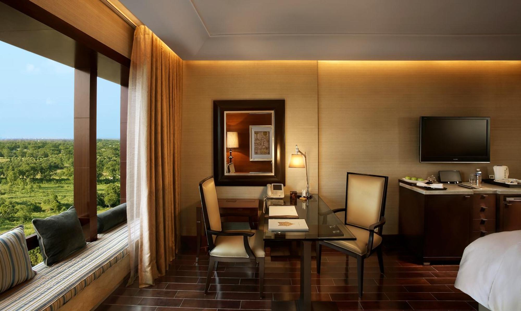 The Leela Ambience Gurugram Hotel & Residences - The Luxury Urban Sanctuary Гургаон Экстерьер фото