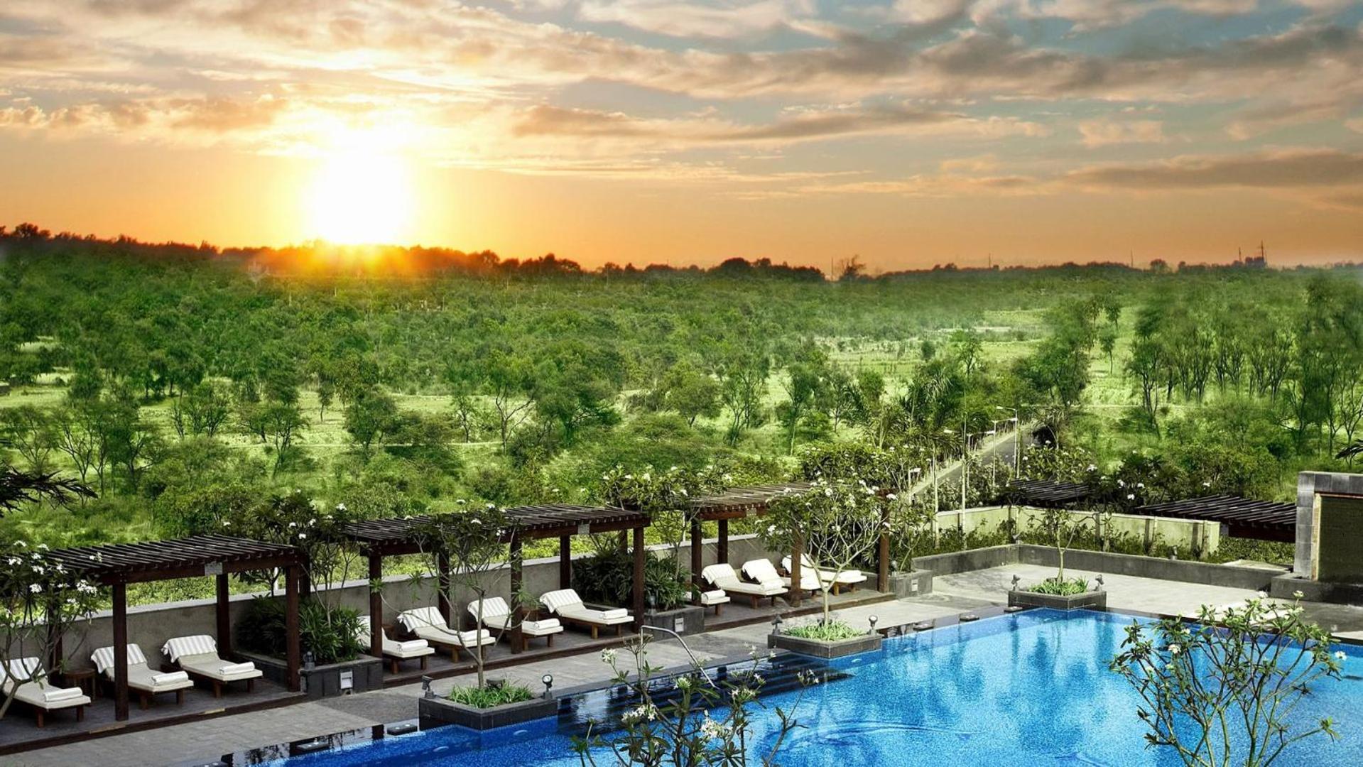 The Leela Ambience Gurugram Hotel & Residences - The Luxury Urban Sanctuary Гургаон Экстерьер фото