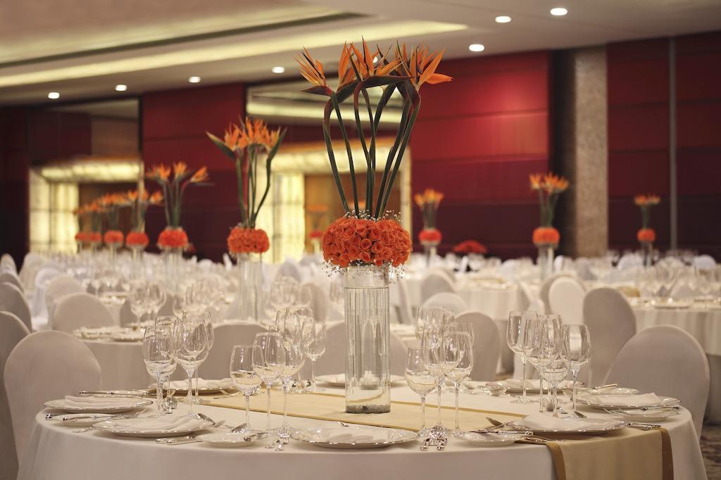 The Leela Ambience Gurugram Hotel & Residences - The Luxury Urban Sanctuary Гургаон Экстерьер фото The Grand Ballroom